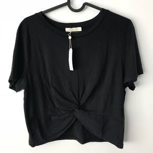 (NWT) CROPPED T (MICHELLE BY COMUNE)